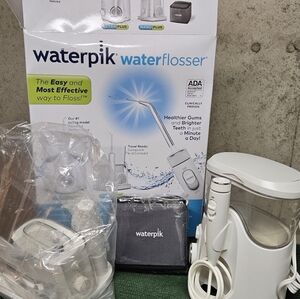 Waterpik Water Flosser in White Open Box
